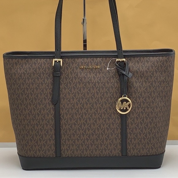 MICHAEL KORS
Jet Set Travel Large Logo Tote Shoulder Bag
COLOR BROWN/BLK
NWT - Picture 14 of 16